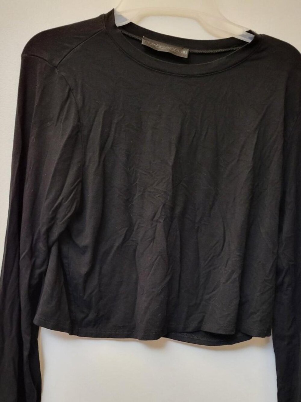 Foxblood Women's Black Crop-top